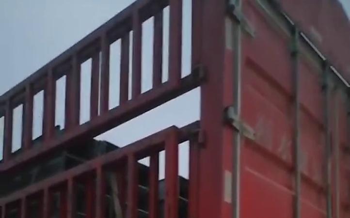 什么是雙層玻璃鋼電纜橋架