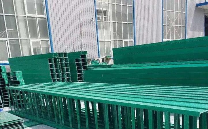 華雨玻璃鋼電纜橋架價格