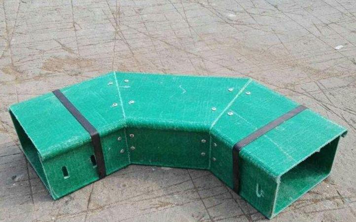 哈密電纜線玻璃鋼橋架型號