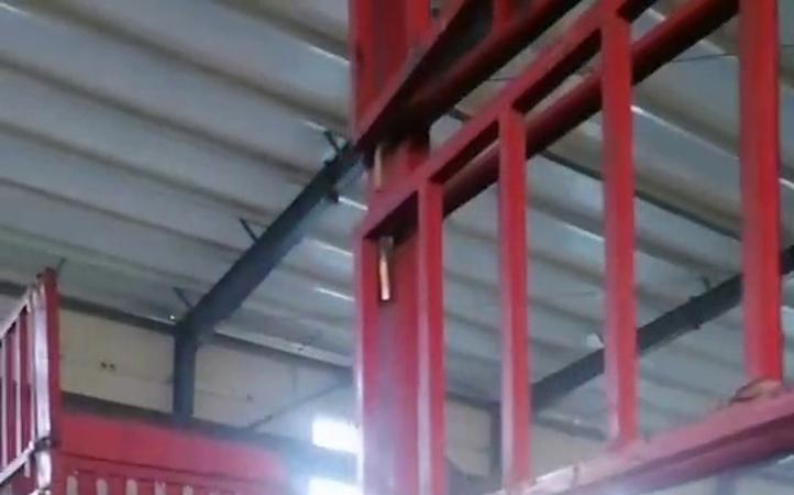 大連玻璃鋼電纜橋架專業(yè)廠家