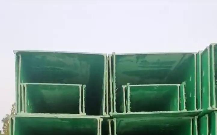 天津專業玻璃鋼電纜橋架廠