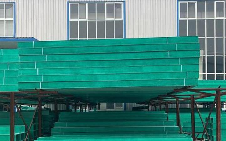 天津玻璃鋼梯式電纜橋架實體廠家