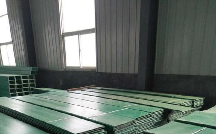 定州玻璃鋼橋架電纜橋架