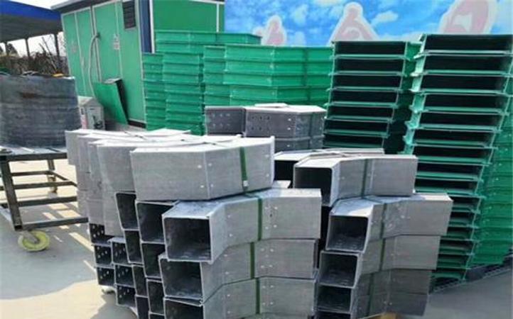 宜昌槽式玻璃鋼電纜橋架生產廠家