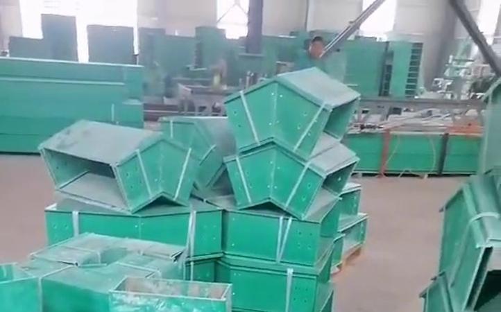廣西玻璃鋼電纜橋架生產