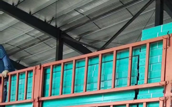 廊坊梯式玻璃鋼電纜橋架
